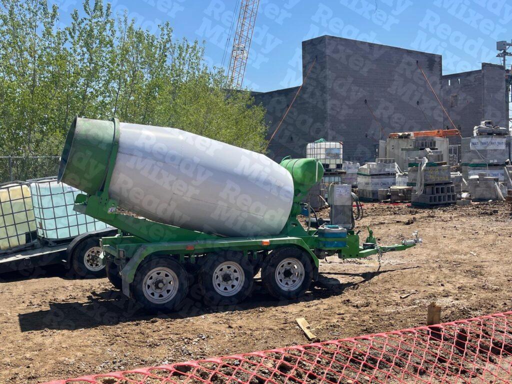 3 Yard Concrete Mixing Trailer Photo